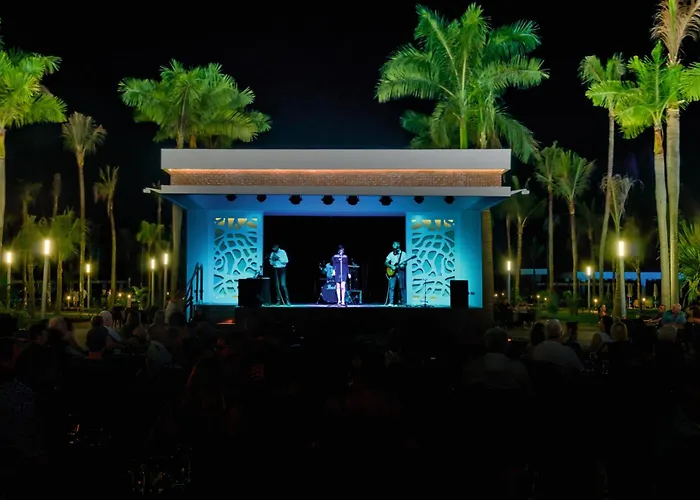 Riu VallartaHotel Todo Incluido